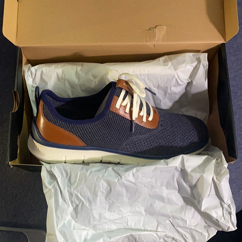 Cole Haan ZEROGRAND- MENS BRAND NEW.